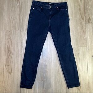 Buffalo David Bitton Women's Dark Wash Skinny Jeans Size 30 comfortable fit